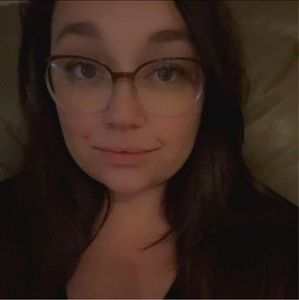 Meet your Posher, Beverly